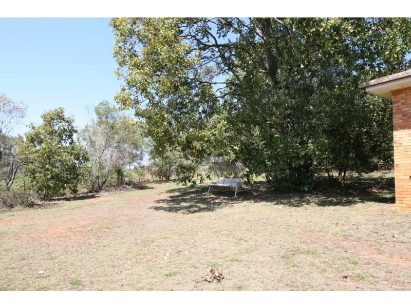 8 Forsyth Street, Gin Gin QLD 4671