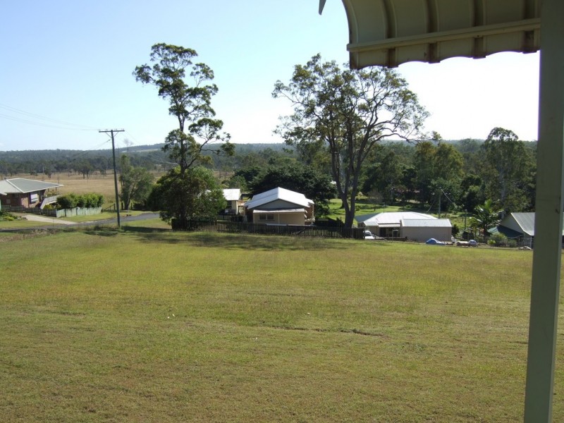 8 Forsyth Street, Gin Gin QLD 4671