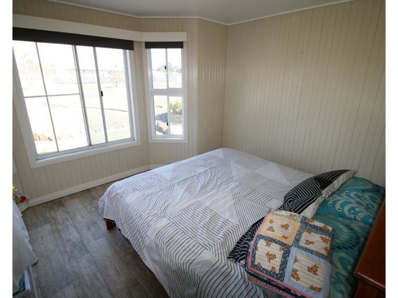 61 Crofton Street, Bundaberg West QLD 4670