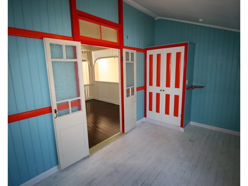 61 Crofton Street, Bundaberg West QLD 4670