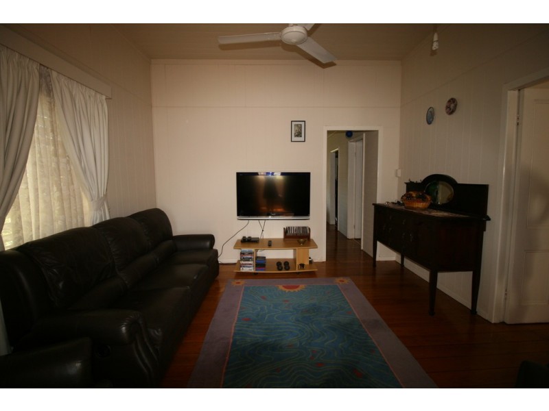 15 Laack Street, Kepnock QLD 4670