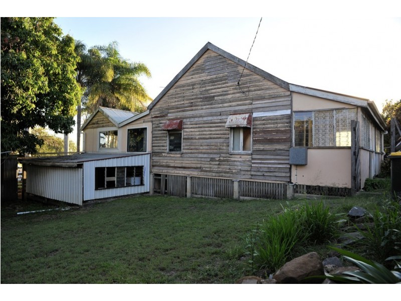 18 and 18a Scotland Street, Bundaberg East QLD 4670