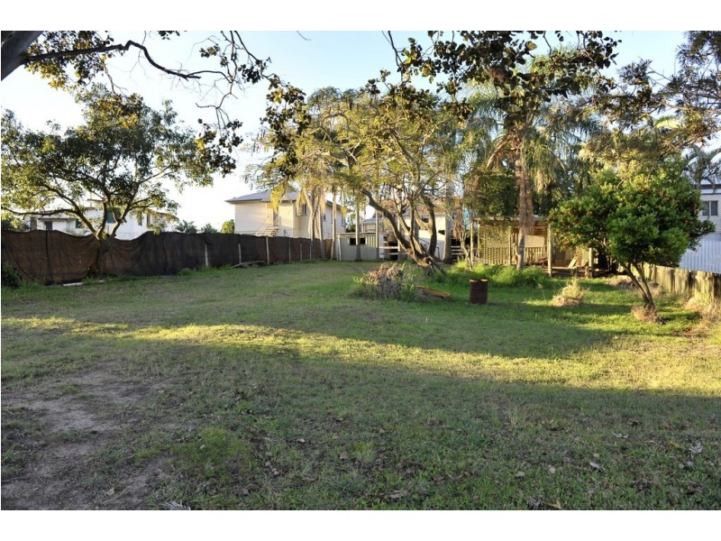 18 and 18a Scotland Street, Bundaberg East QLD 4670