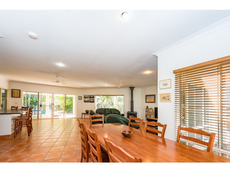 207 Sylvan Drive, Moore Park Beach QLD 4670