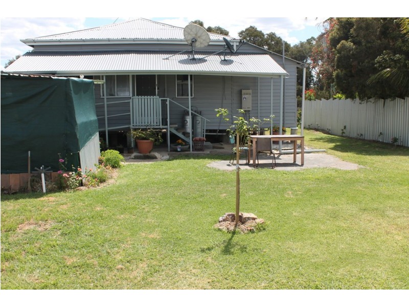 11 Main Street, Cloyna QLD 4605