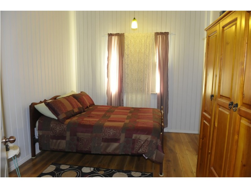 12 Short Street, Bundaberg South QLD 4670