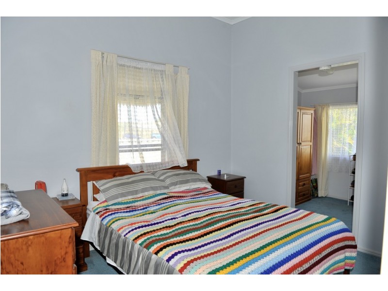 1 Bridge Street, Bundaberg East QLD 4670