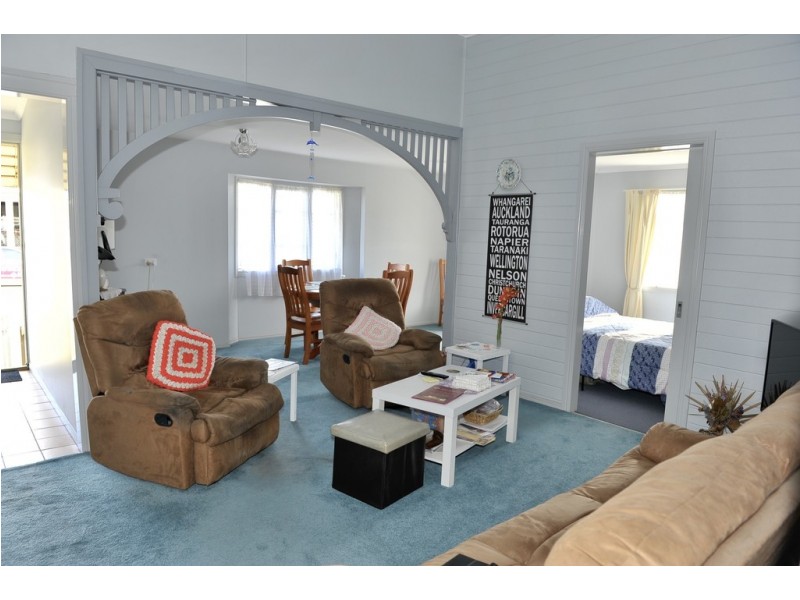 1 Bridge Street, Bundaberg East QLD 4670