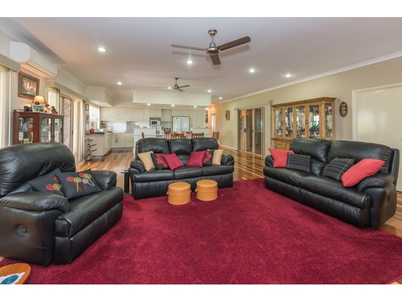 17 Mc Pherson Court, Gin Gin QLD 4671
