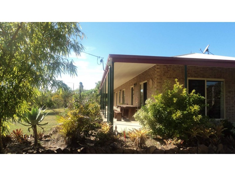 200 Woodswallow Drive, Moolboolaman QLD 4671