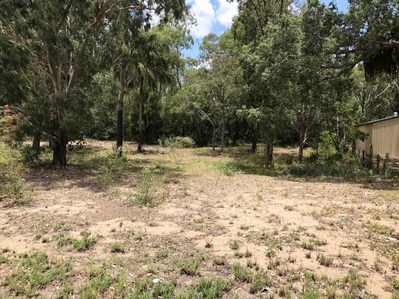 21 Sylvan Drive, Moore Park Beach QLD 4670