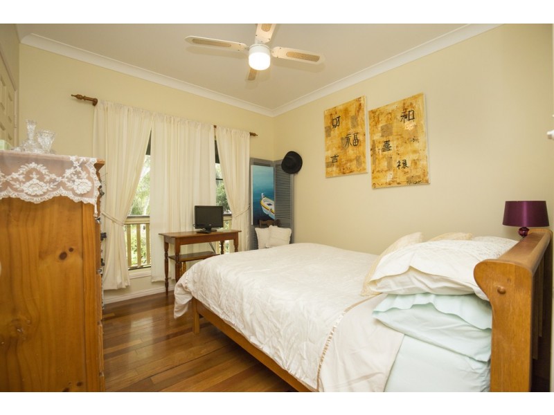 296 Sylvan Drive, Moore Park Beach QLD 4670