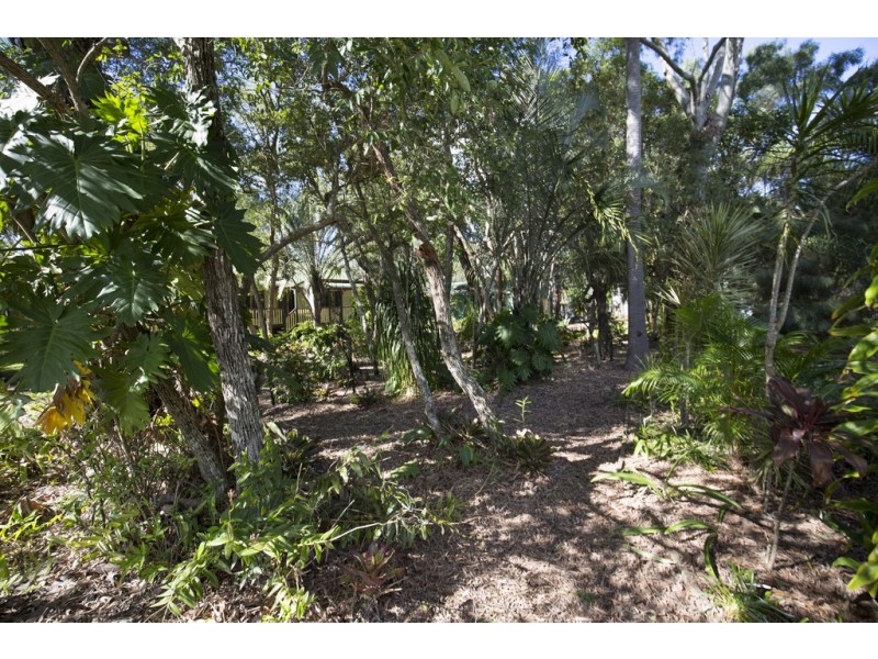 296 Sylvan Drive, Moore Park Beach QLD 4670