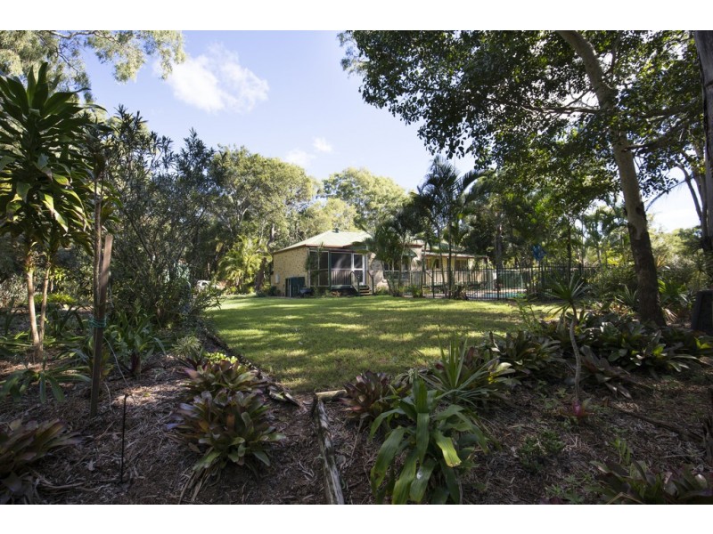 296 Sylvan Drive, Moore Park Beach QLD 4670