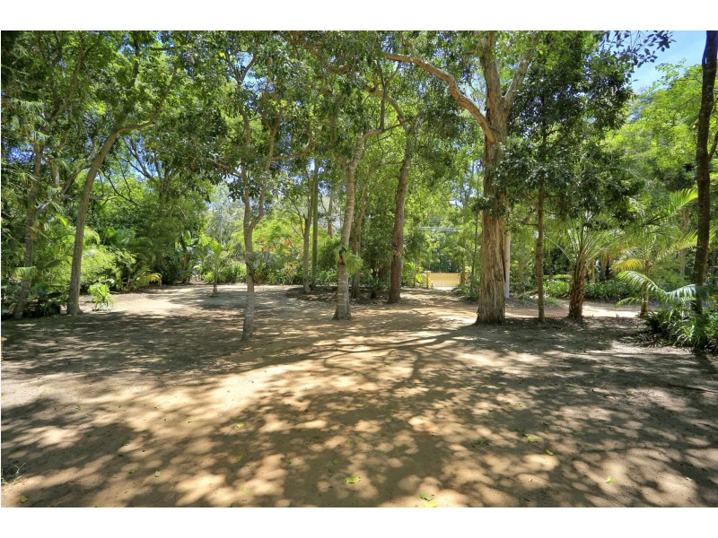 250 Sylvan Drive, Moore Park Beach QLD 4670