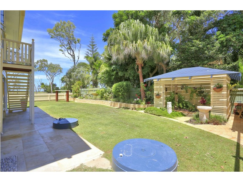250 Sylvan Drive, Moore Park Beach QLD 4670