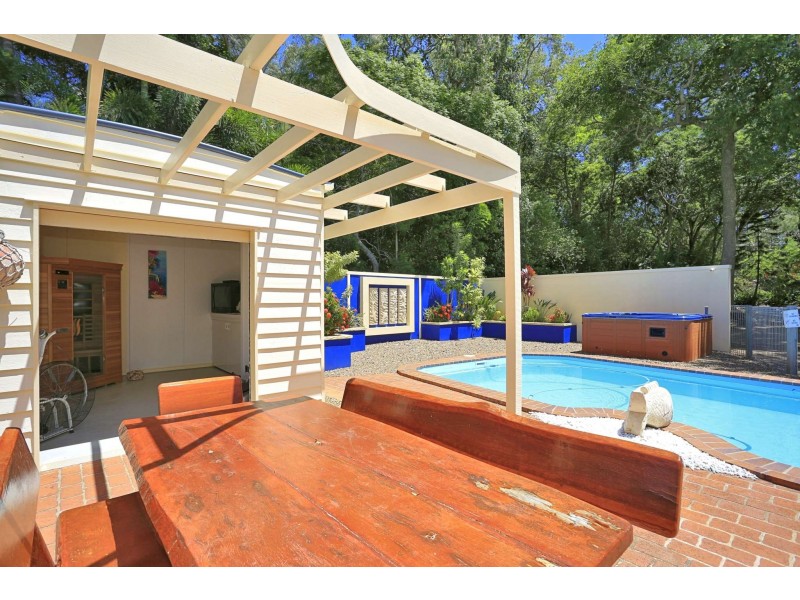 250 Sylvan Drive, Moore Park Beach QLD 4670