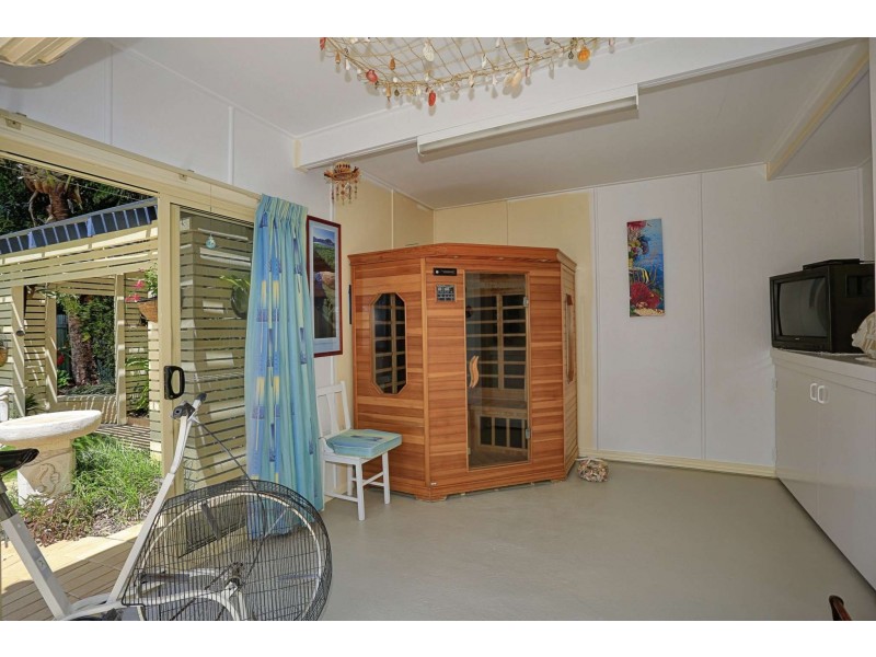 250 Sylvan Drive, Moore Park Beach QLD 4670