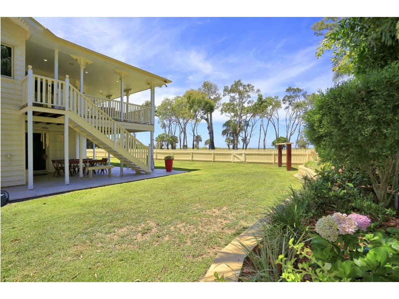 250 Sylvan Drive, Moore Park Beach QLD 4670