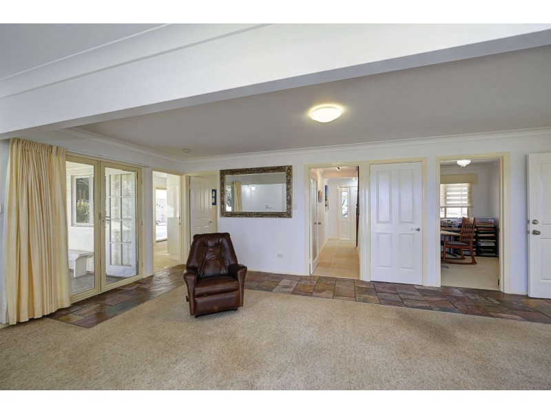 250 Sylvan Drive, Moore Park Beach QLD 4670