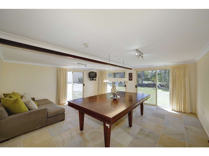 250 Sylvan Drive, Moore Park Beach QLD 4670
