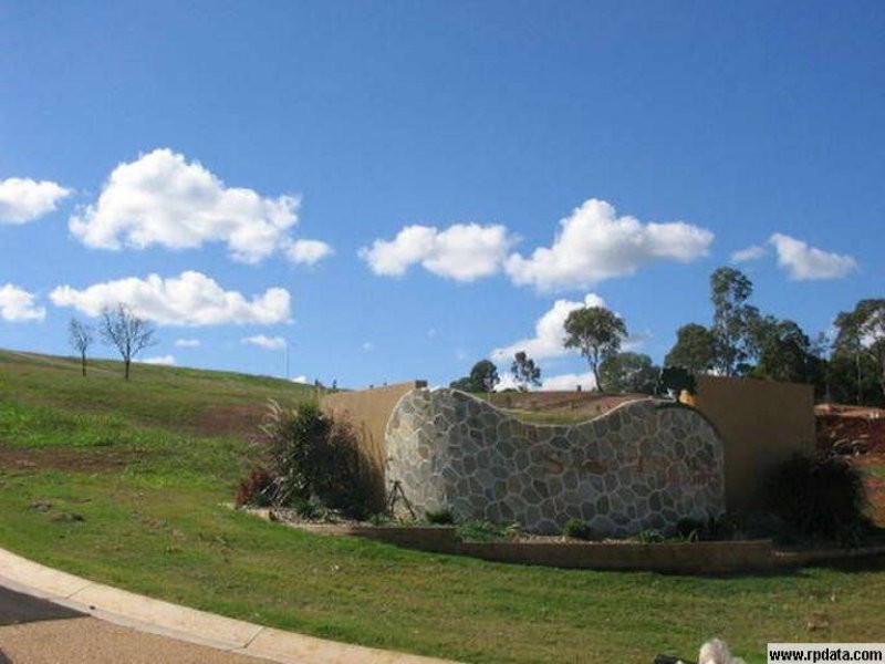 8 Bodalla St, Apple Tree Creek QLD 4660