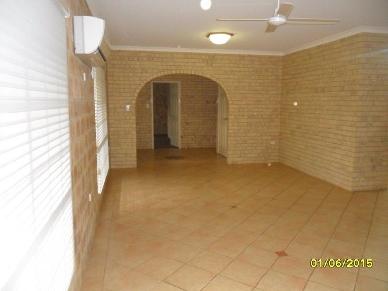 1 Park Estate Drive, Branyan QLD 4670