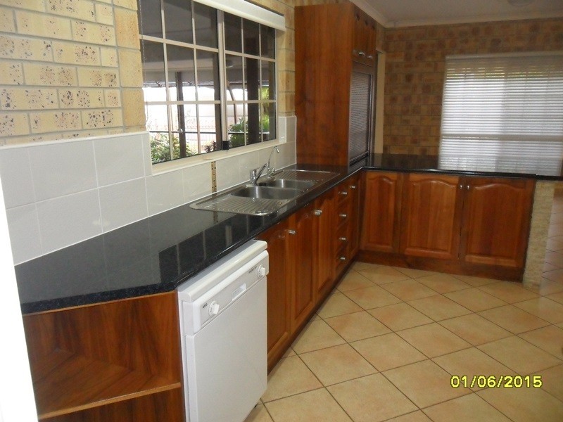 1 Park Estate Drive, Branyan QLD 4670