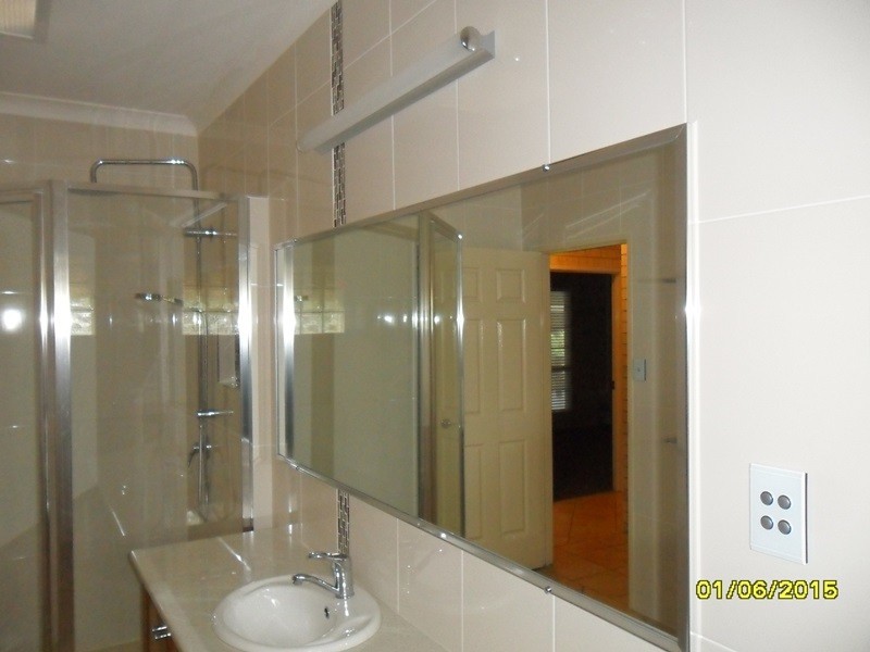 1 Park Estate Drive, Branyan QLD 4670