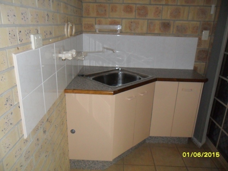 1 Park Estate Drive, Branyan QLD 4670