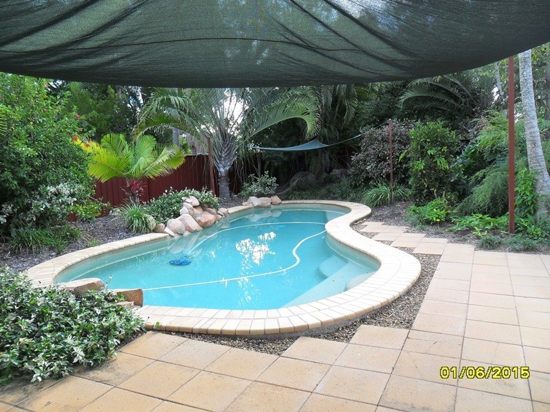 1 Park Estate Drive, Branyan QLD 4670