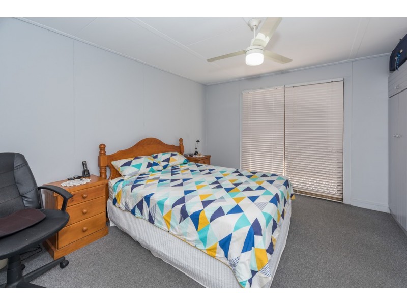 19 Palm Court, Moore Park Beach QLD 4670