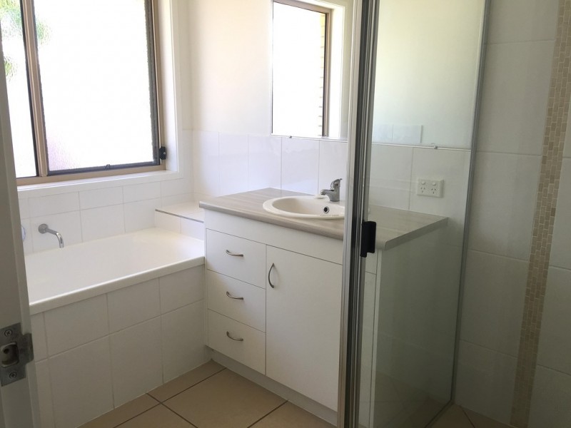 7 Cycad Court, Moore Park Beach QLD 4670