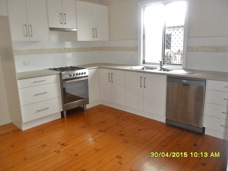 16 Alice Street, Walkervale QLD 4670