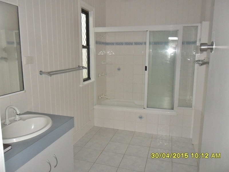 16 Alice Street, Walkervale QLD 4670