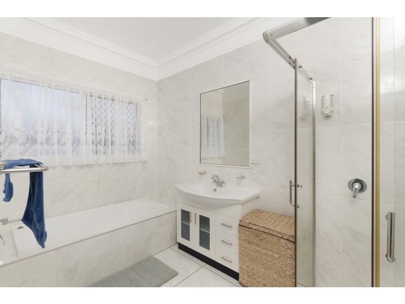 21 Gengers Road, Moore Park Beach QLD 4670