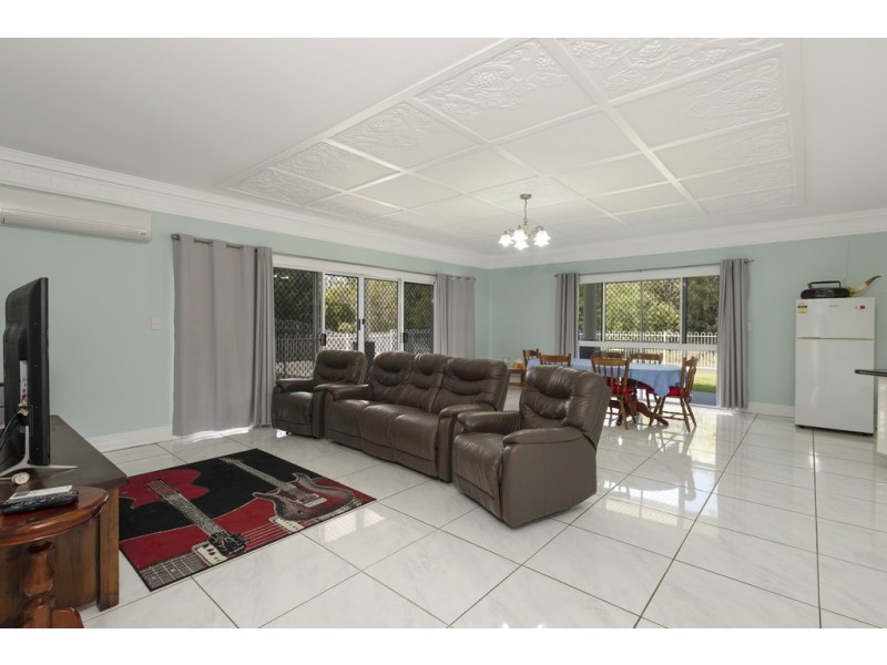 21 Gengers Road, Moore Park Beach QLD 4670