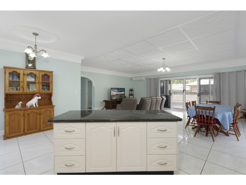 21 Gengers Road, Moore Park Beach QLD 4670