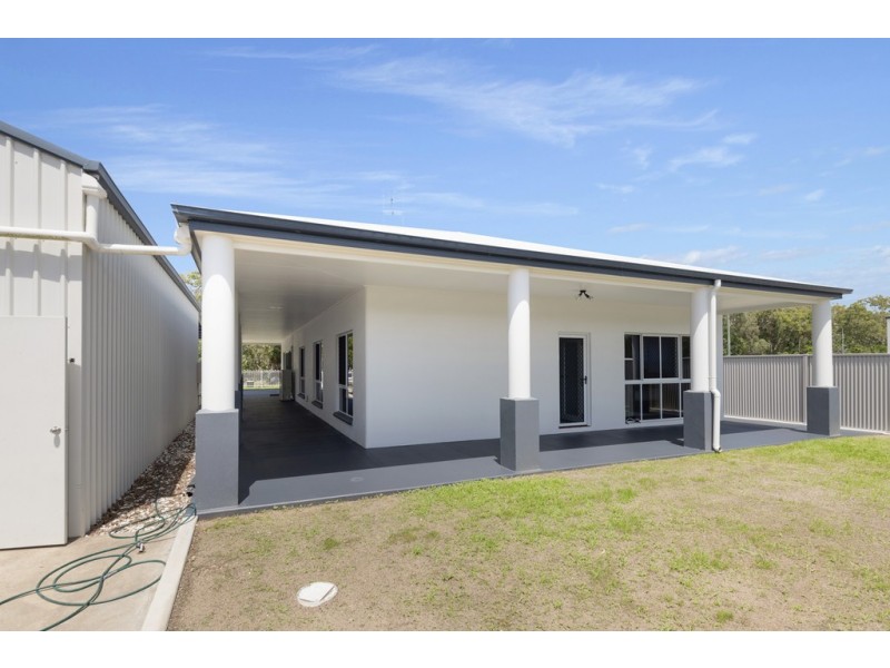 21 Gengers Road, Moore Park Beach QLD 4670