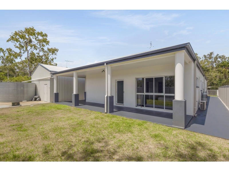 21 Gengers Road, Moore Park Beach QLD 4670