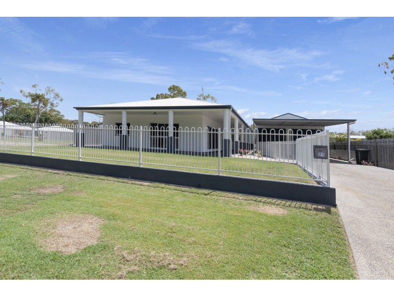 21 Gengers Road, Moore Park Beach QLD 4670