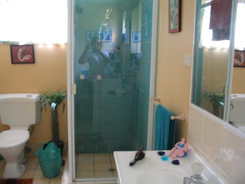 50A Old Gin Gin Road, Oakwood Caravan Park, Oakwood QLD 4670