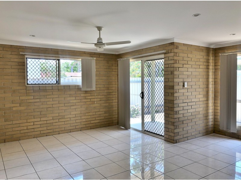 2/67 Electra Street, Bundaberg West QLD 4670