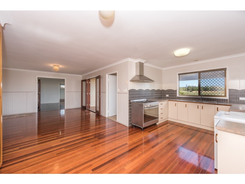381 Three Chain Rd, Alloway QLD 4670