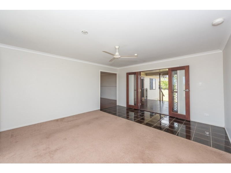 381 Three Chain Rd, Alloway QLD 4670