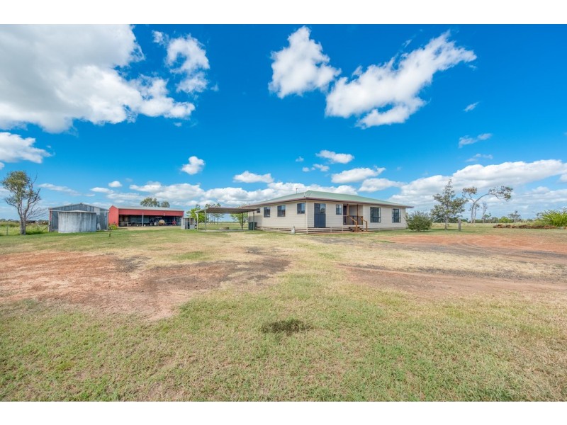 381 Three Chain Rd, Alloway QLD 4670