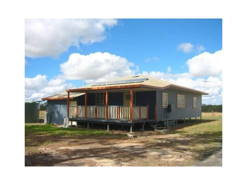 145 Woods Road West, Alloway QLD 4670