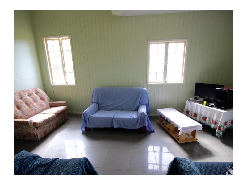 145 Woods Road West, Alloway QLD 4670
