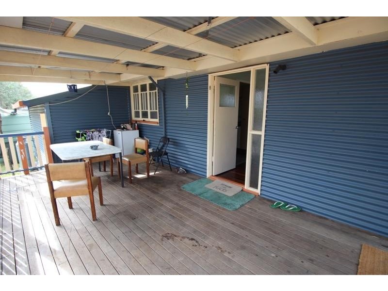 145 Woods Road West, Alloway QLD 4670