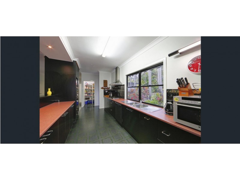 109 Hills Road, South Bingera QLD 4670